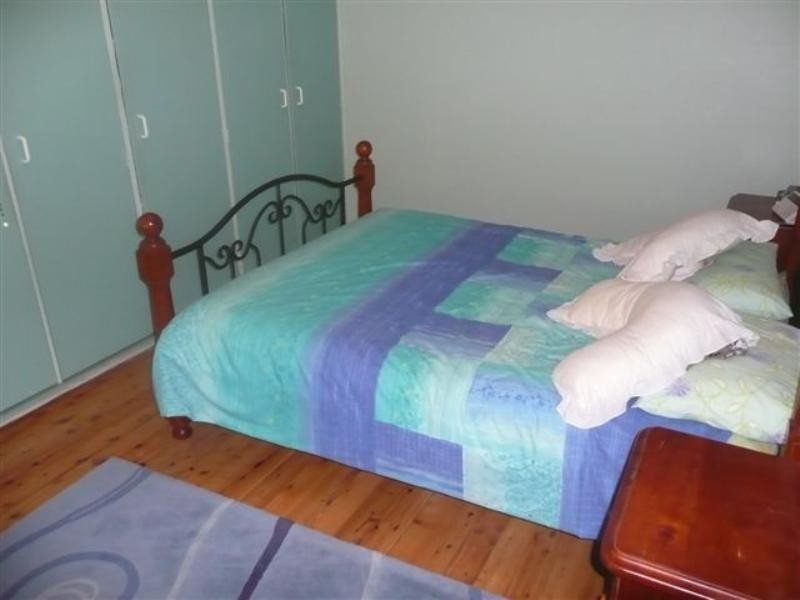 8 Gosford Street, Awaba NSW 2283