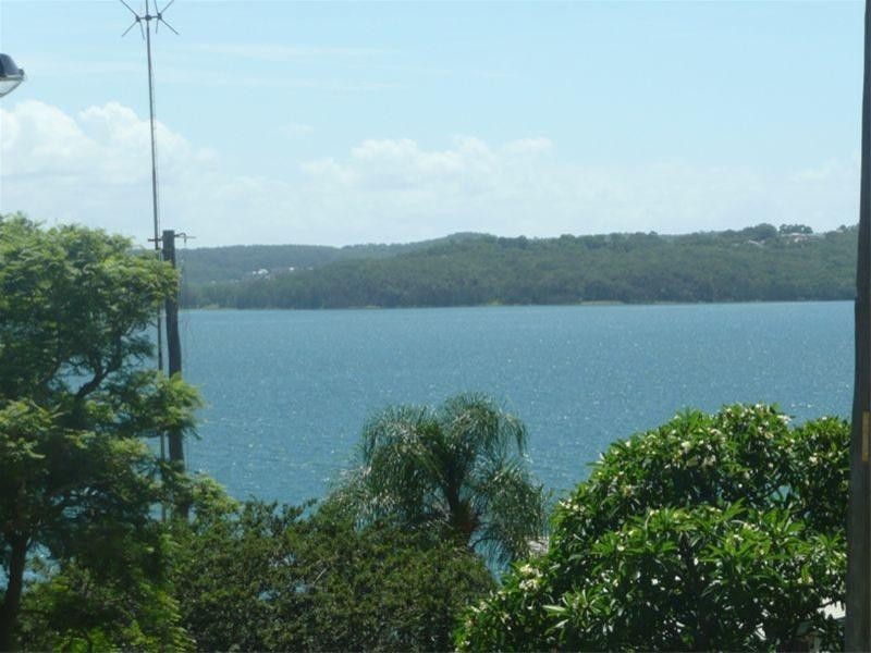 41 Skye Point Road, Coal Point NSW 2283