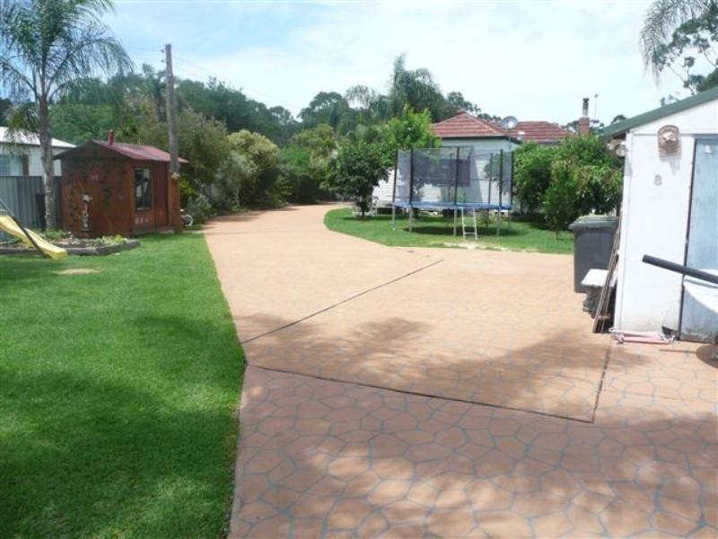8 Rose Street, Blackalls Park NSW 2283