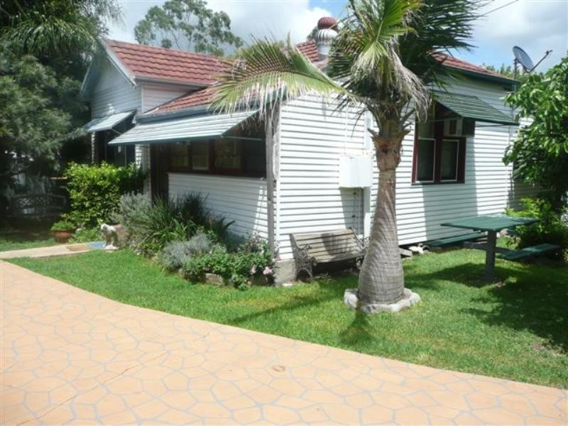 8 Rose Street, Blackalls Park NSW 2283