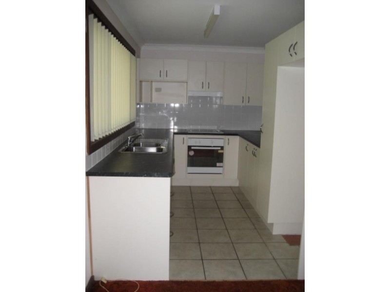 16 Canowie Crescent, Buttaba NSW 2283