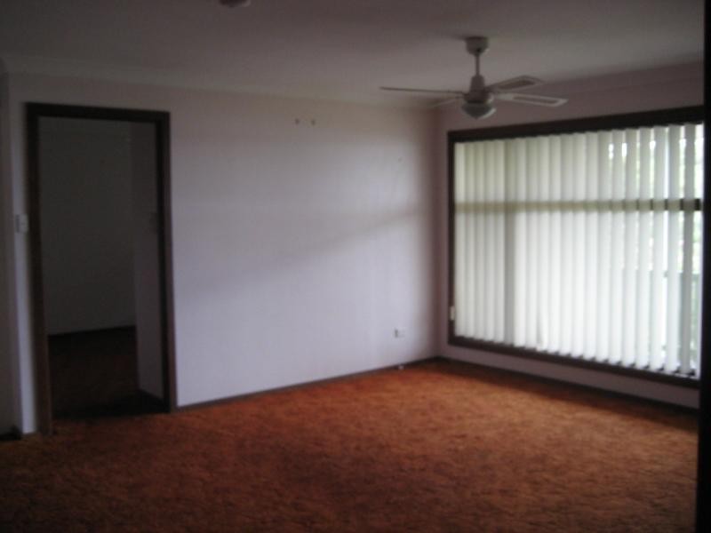 16 Canowie Crescent, Buttaba NSW 2283