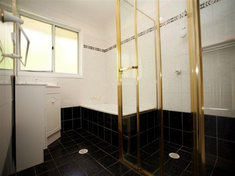 46 Coal Point Road, Coal Point NSW 2283