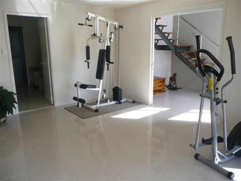 2 Burnage Place, Rathmines NSW 2283