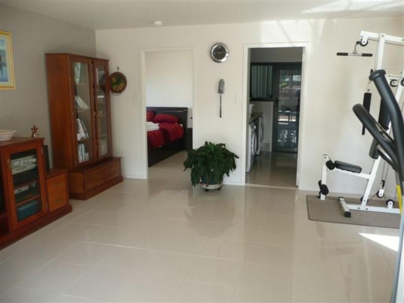 2 Burnage Place, Rathmines NSW 2283