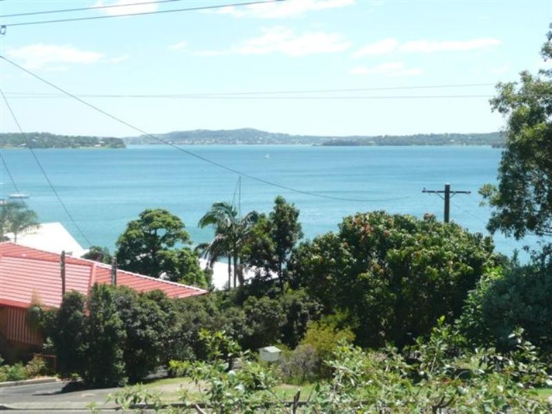37 Skye Point Road, Coal Point NSW 2283