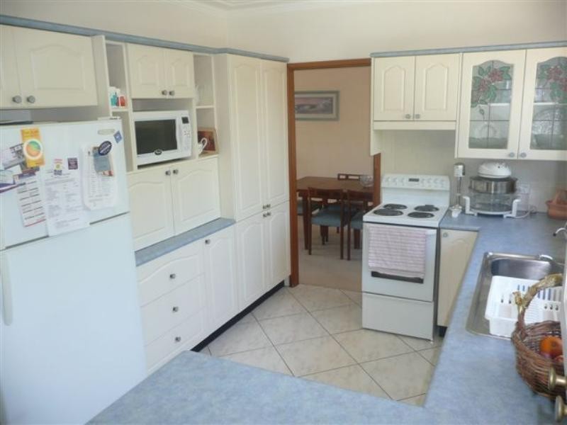 4 Jamboree Close, Fennell Bay NSW 2283