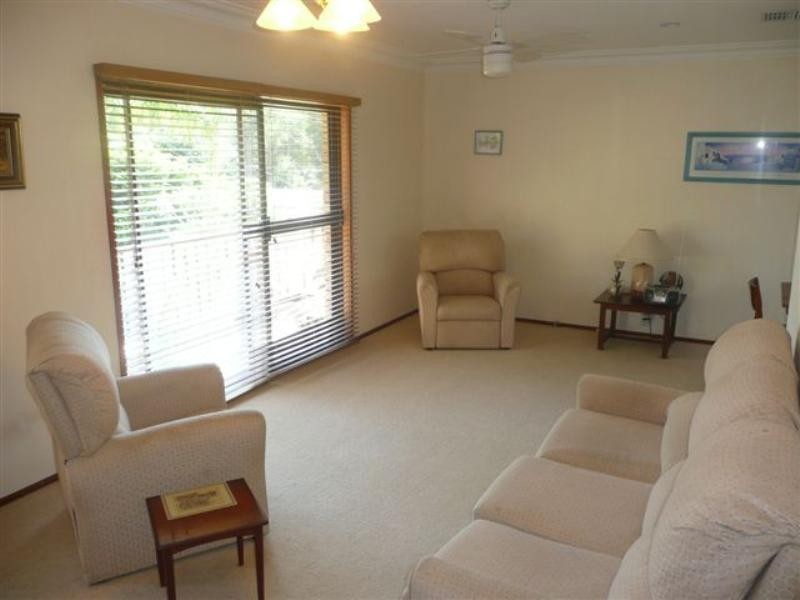 4 Jamboree Close, Fennell Bay NSW 2283
