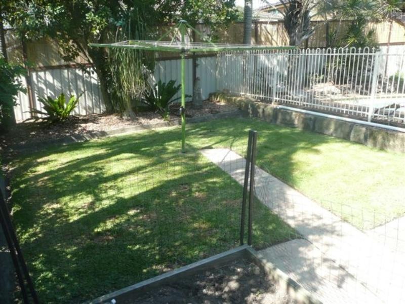 4 Jamboree Close, Fennell Bay NSW 2283