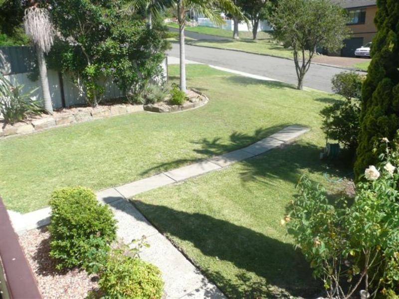 4 Jamboree Close, Fennell Bay NSW 2283