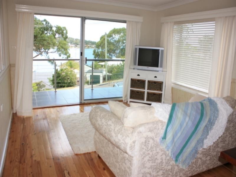 18 Ilford Avenue, Buttaba NSW 2283