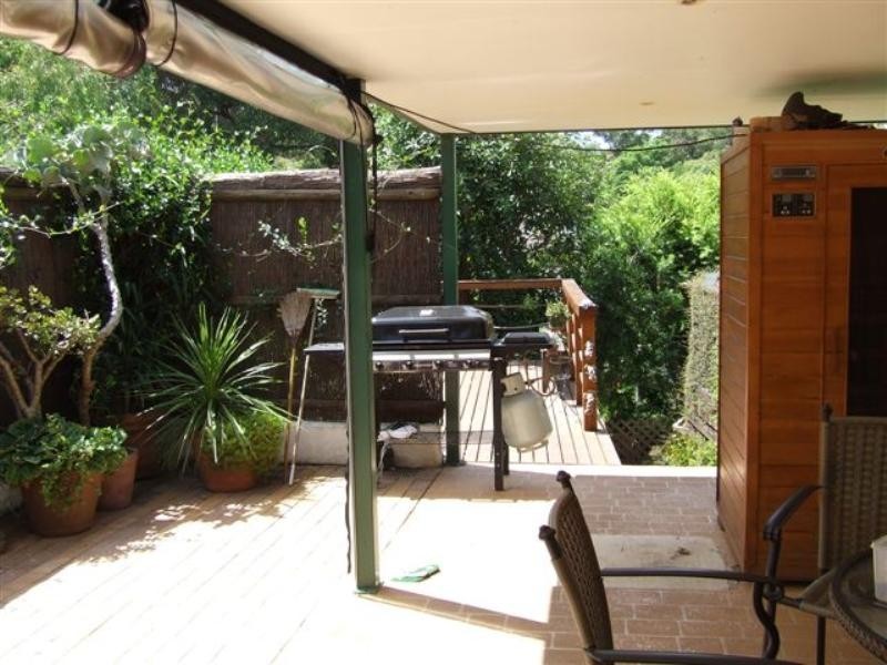 27 Sandra Street, Fennell Bay NSW 2283