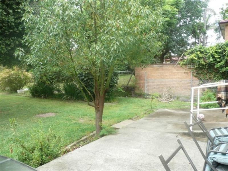 13 Rosemary Row, Rathmines NSW 2283