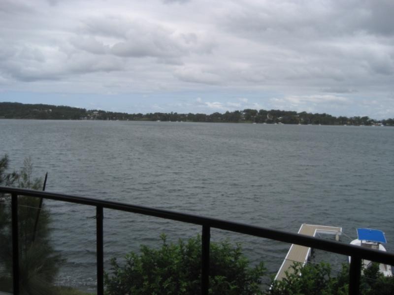 36 Sealand Road, Fishing Point NSW 2283