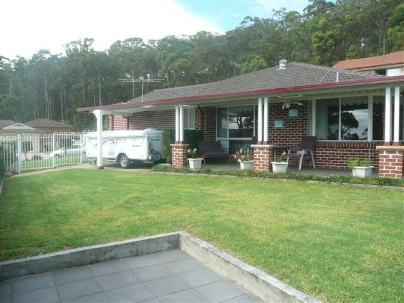 14 Claret Ash Close, Toronto NSW 2283