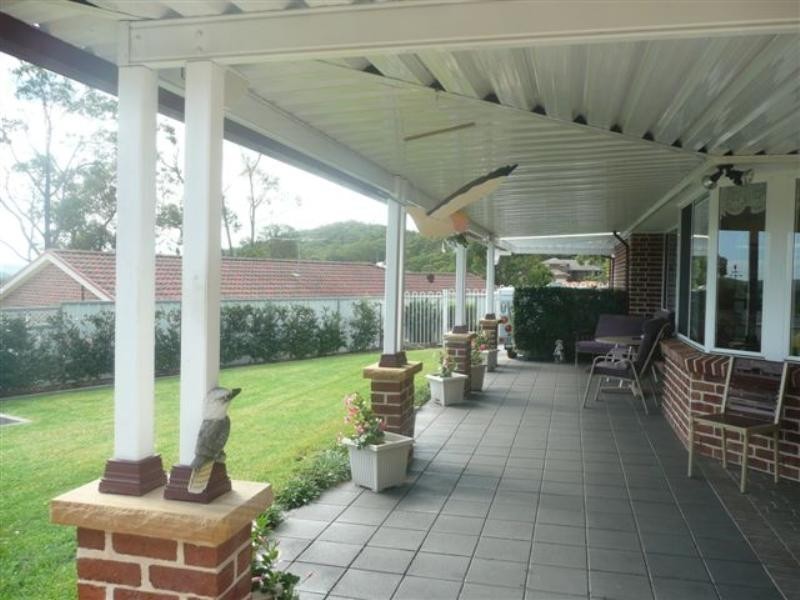 14 Claret Ash Close, Toronto NSW 2283