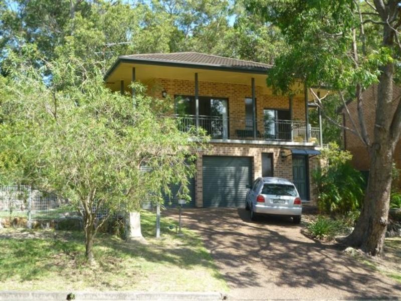 14 Hampton Street, Carey Bay NSW 2283