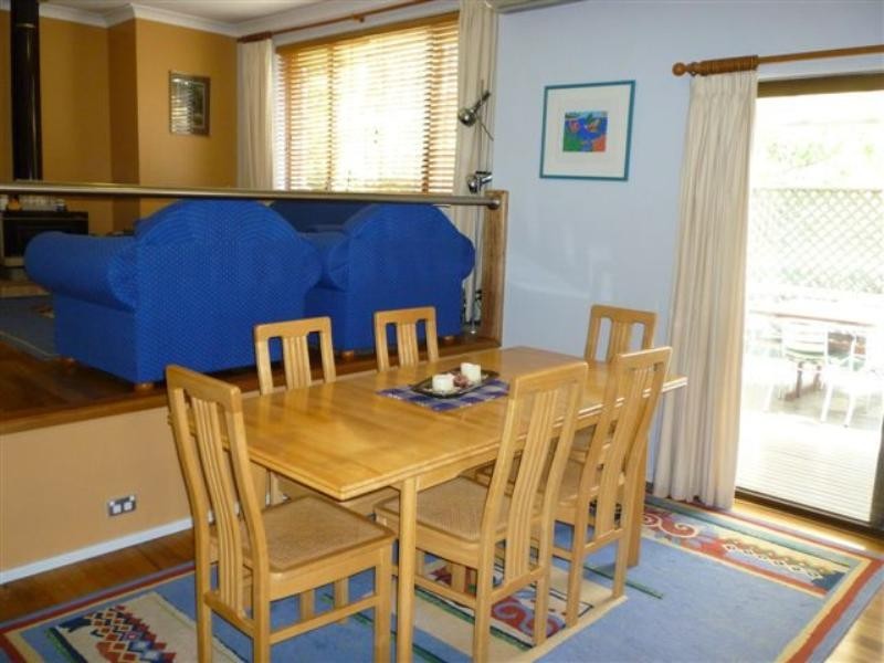 14 Hampton Street, Carey Bay NSW 2283