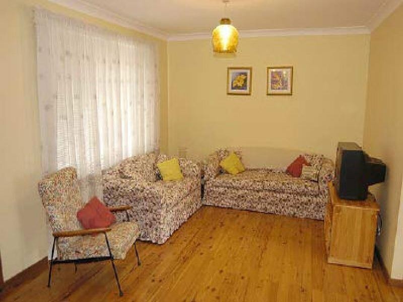 16 Elizabeth Street, Fennell Bay NSW 2283