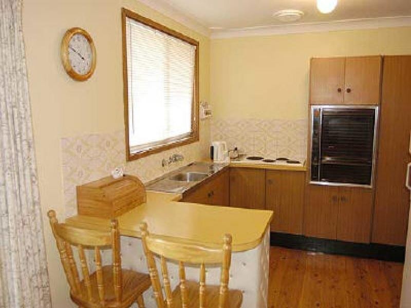 16 Elizabeth Street, Fennell Bay NSW 2283