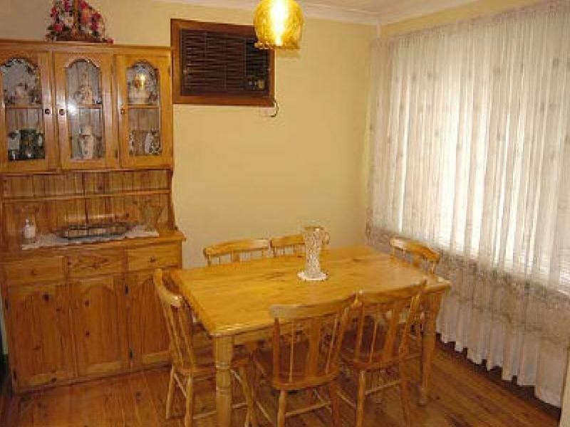 16 Elizabeth Street, Fennell Bay NSW 2283