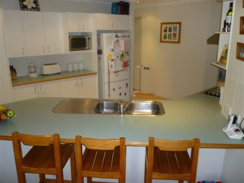 2 Karina Place, Bolton Point NSW 2283