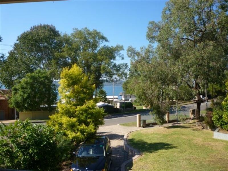 15 Skye Point Road, Coal Point NSW 2283