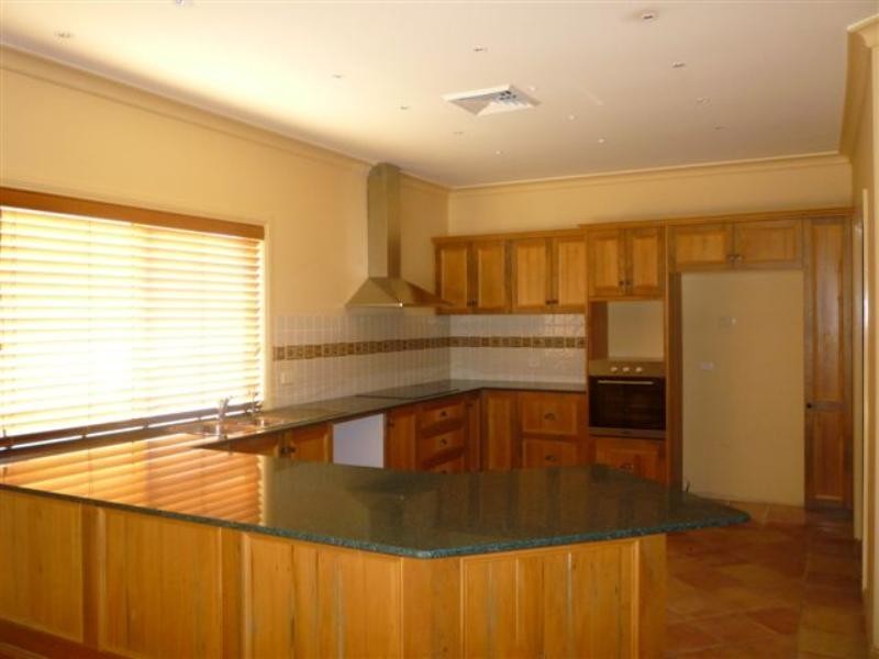 15 Skye Point Road, Coal Point NSW 2283