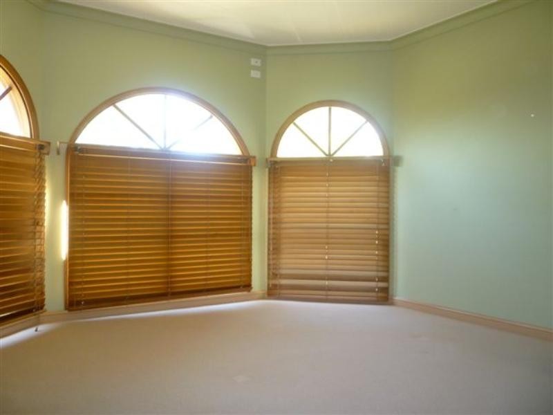 15 Skye Point Road, Coal Point NSW 2283