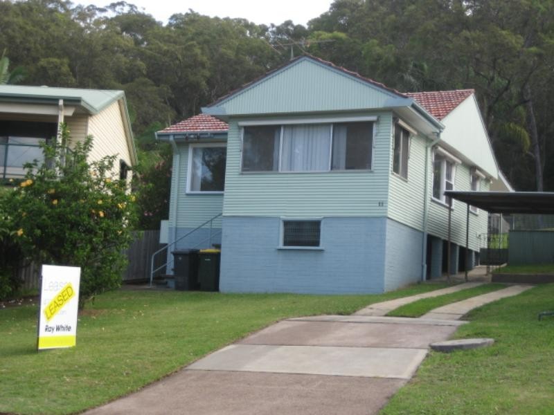 11 Skye Pt Road, Coal Point NSW 2283