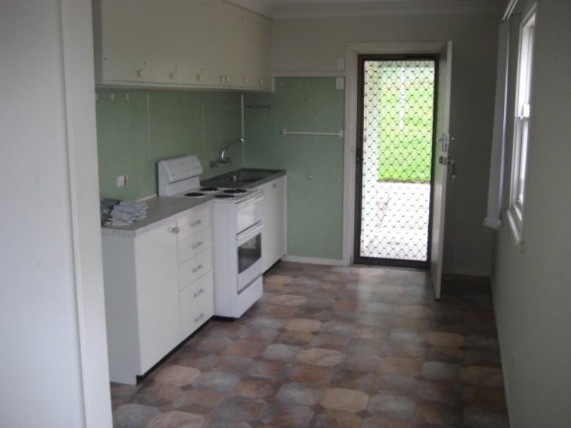 11 Skye Pt Road, Coal Point NSW 2283