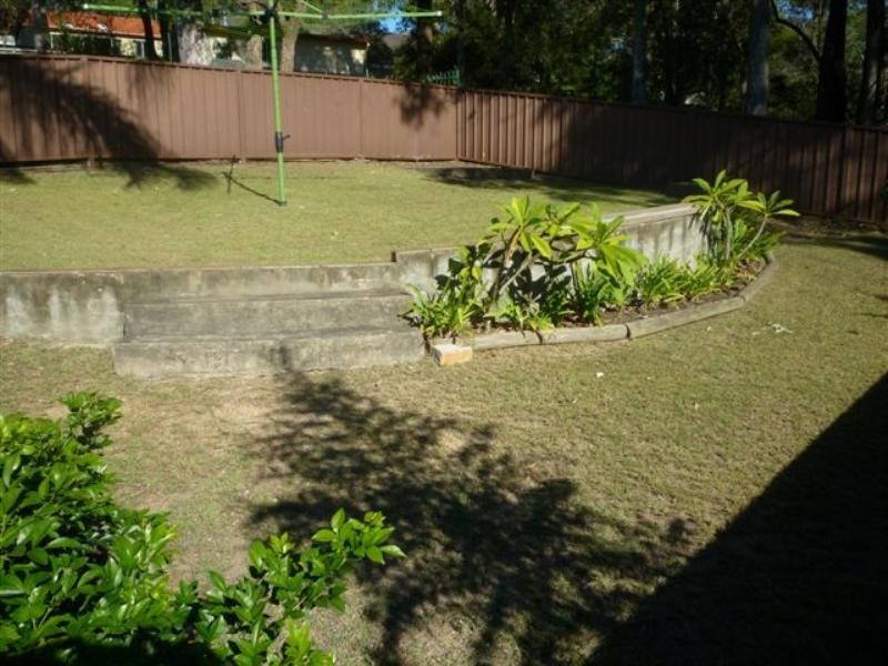7 Roy Avenue, Bolton Point NSW 2283
