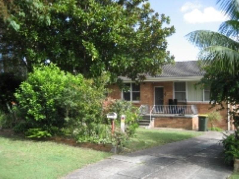 15 Laycock Street, Carey Bay NSW 2283