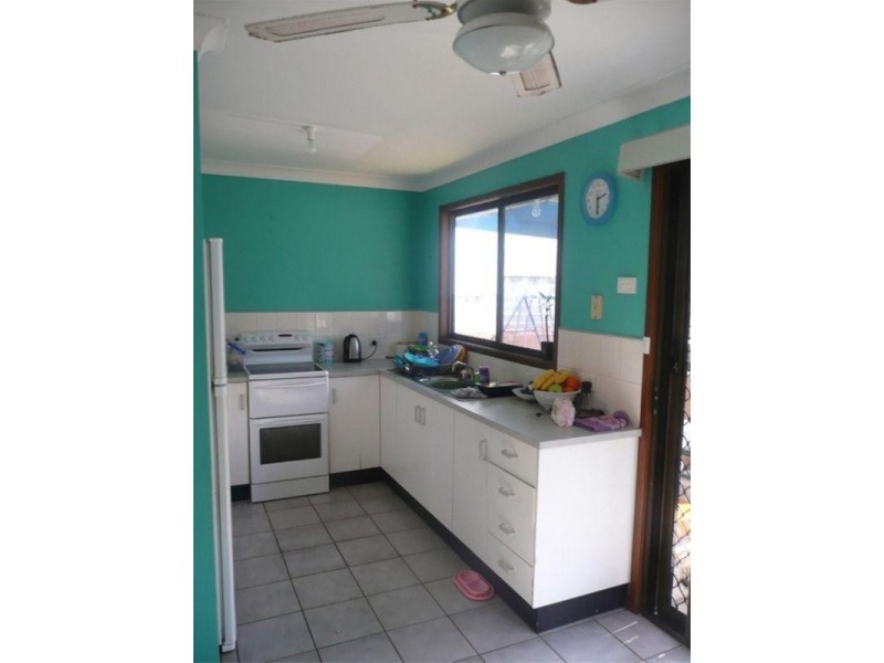 12 Southern Cross Drive, Woodrising NSW 2284