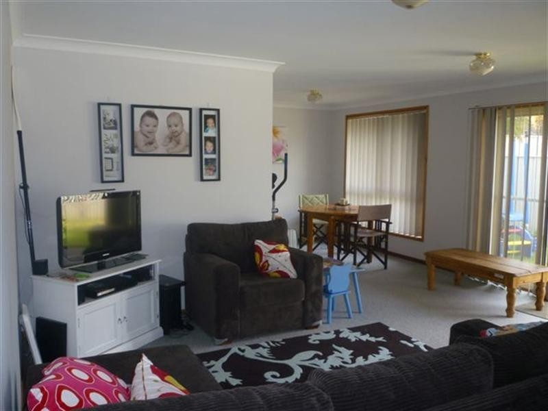 Lakelands NSW 2282