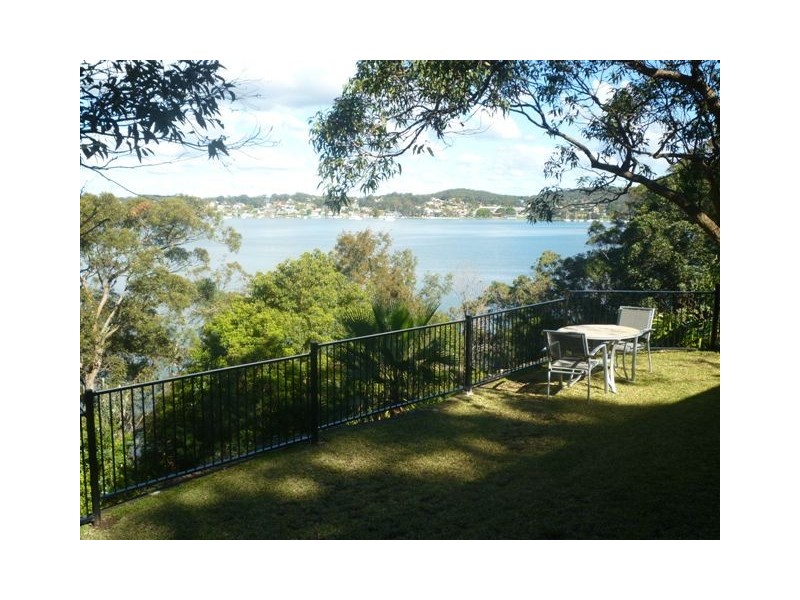 Bolton Point NSW 2283