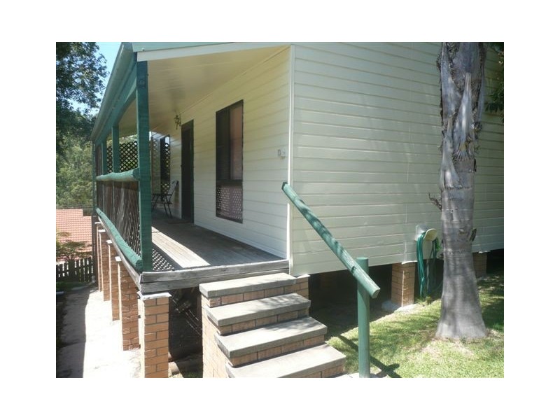 25a Sandra Street, Fennell Bay NSW 2283
