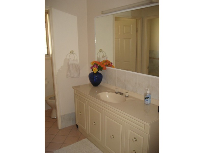 24a Express Circuit, Marmong Point NSW 2284