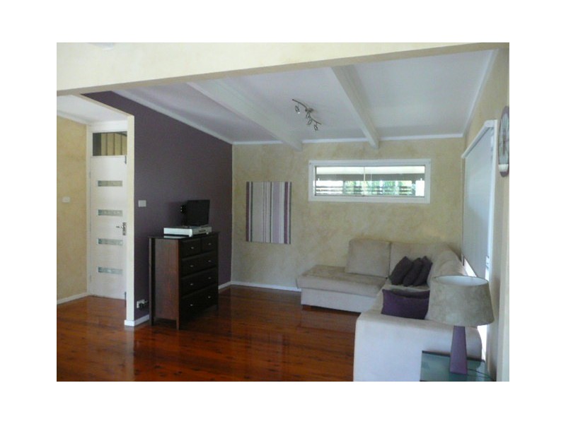 24 Barina Avenue, Kilaben Bay NSW 2283