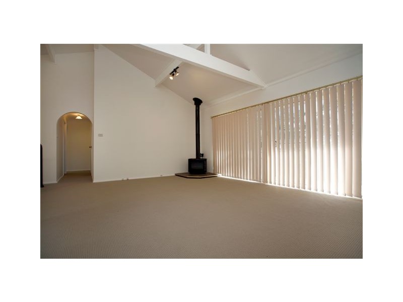 46 Coal Point Road, Coal Point NSW 2283