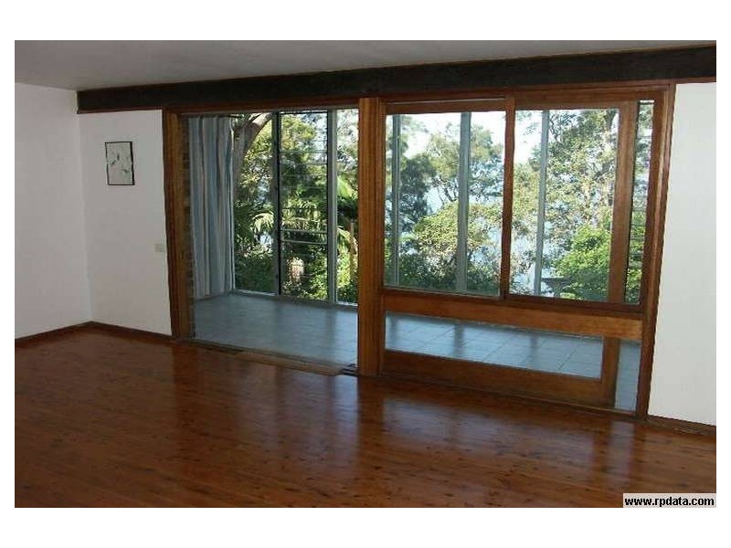 102 Beach Road, Wangi Wangi NSW 2267
