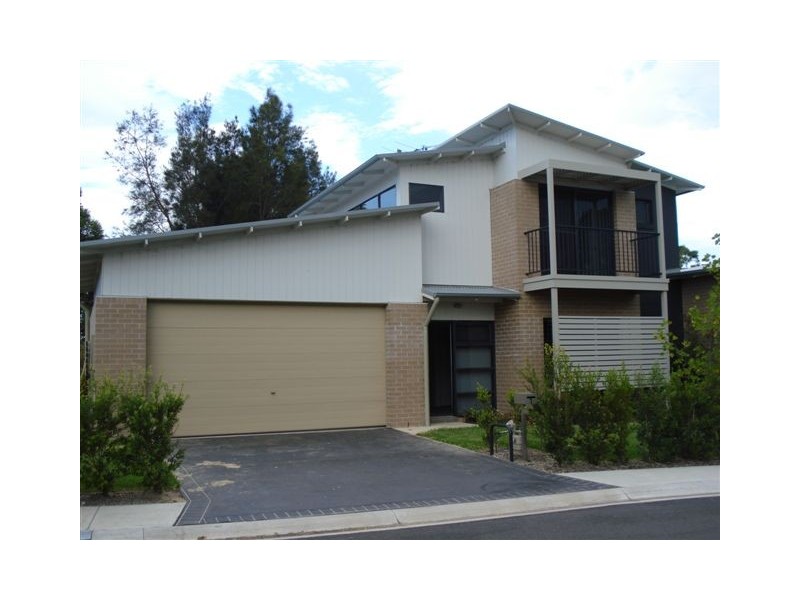 1 Kestrel Circuit, Shortland NSW 2307