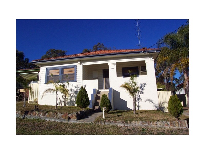 292 Main Road, Fennell Bay NSW 2283