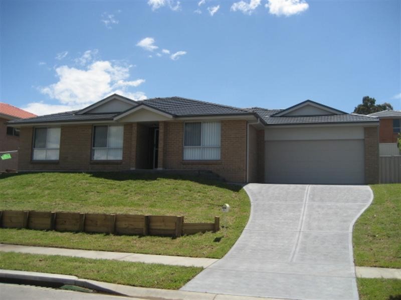 30 Northridge Drive, Cameron Park NSW 2285