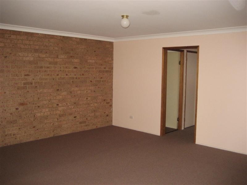 2/2a Cook Street, Toronto NSW 2283