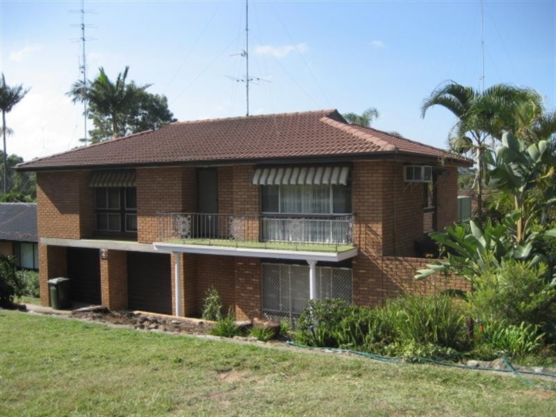2 Wyera Crescent, Carey Bay NSW 2283