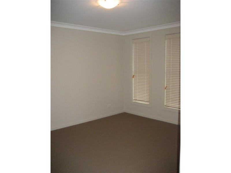 7 Wigeon Chase, Cameron Park NSW 2285