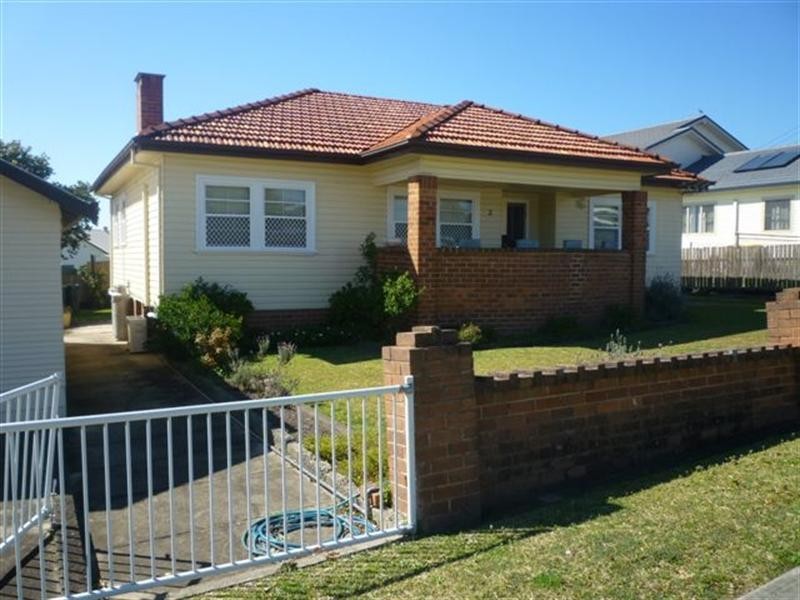 2 Marmong Street, Booragul NSW 2284