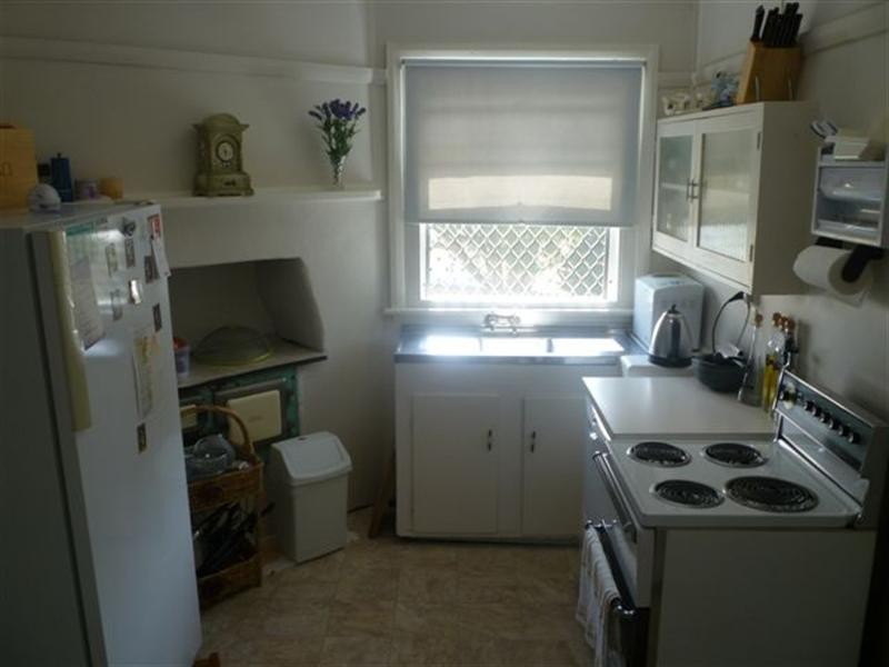 2 Marmong Street, Booragul NSW 2284