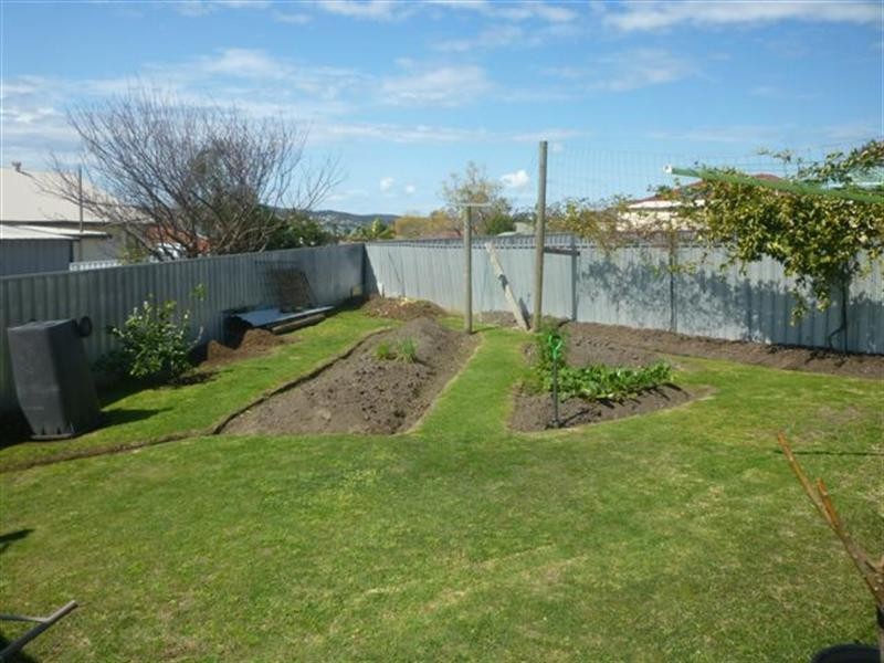 2 Marmong Street, Booragul NSW 2284